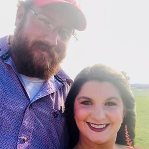 Meet your Posher, Courtney